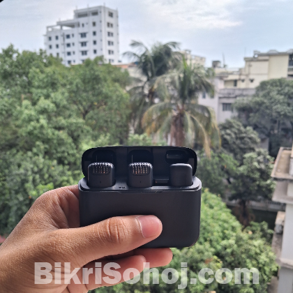 Ulanzi J12 wireless microphone